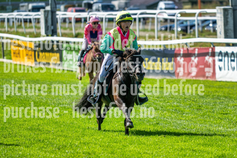 20260823-130118-DSC_3676