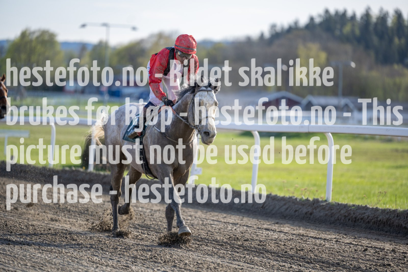 20240502-184142-DSC0765