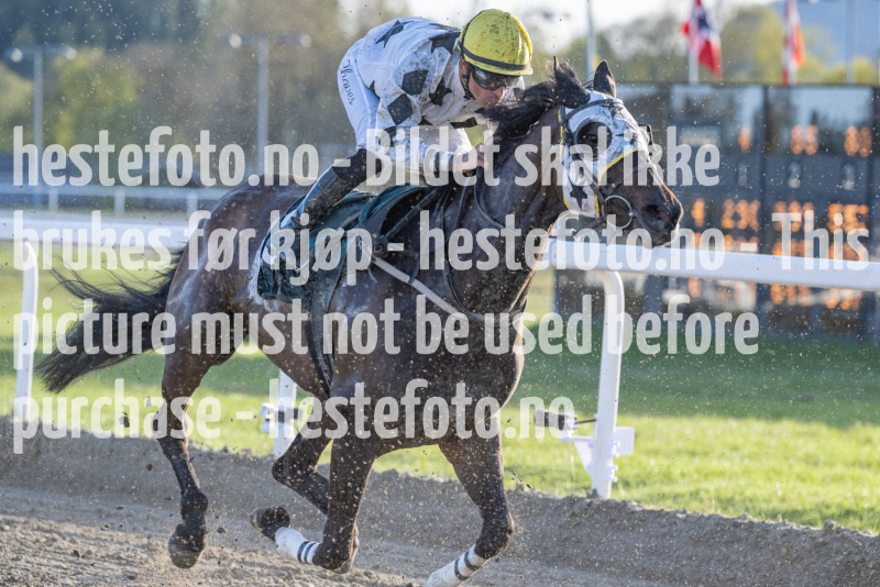 20240502-193342-DSC1254