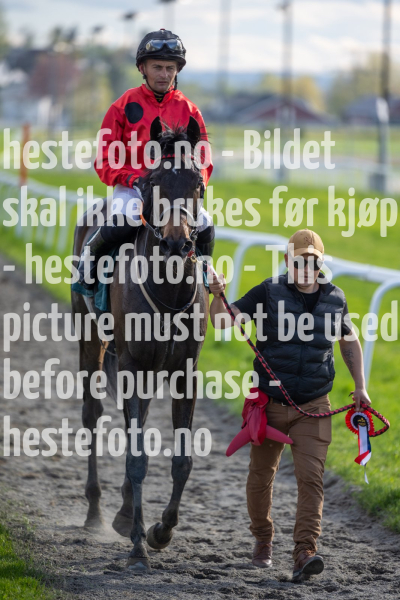 20240509-175715-DSC1963