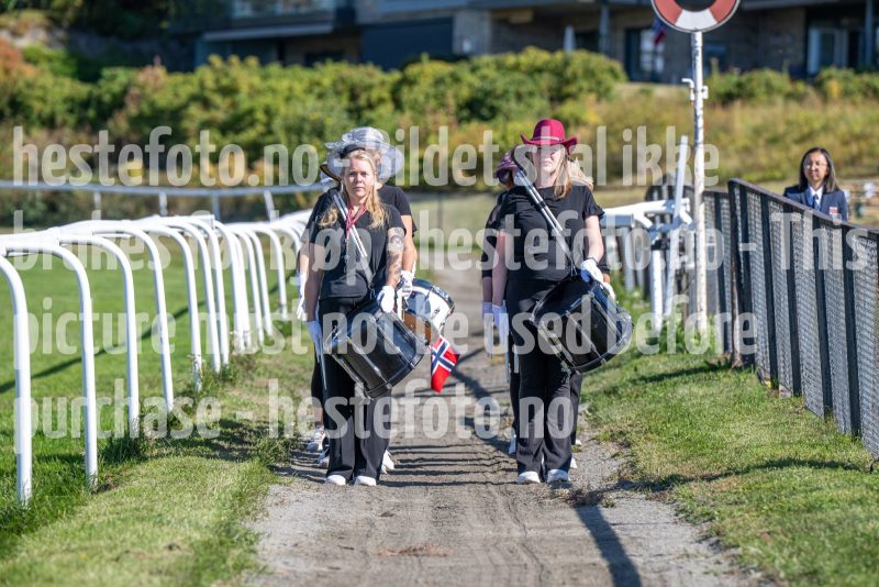 20250824-120300-DSC_2791