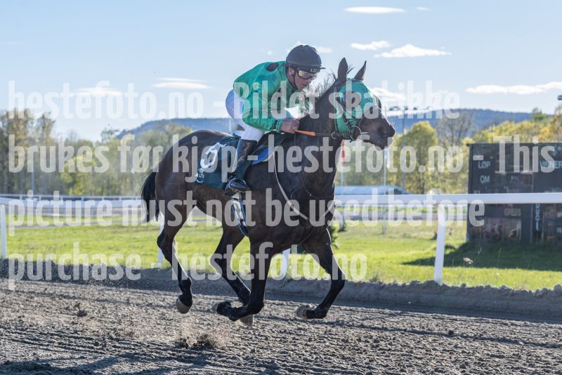 20260507-184200-DSC1991