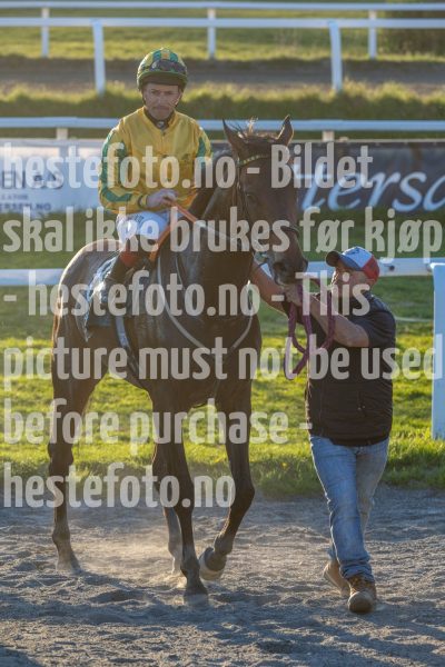20260507-203057-DSC2774