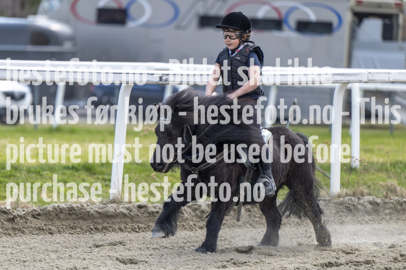 20240427-134200-DSC_5061