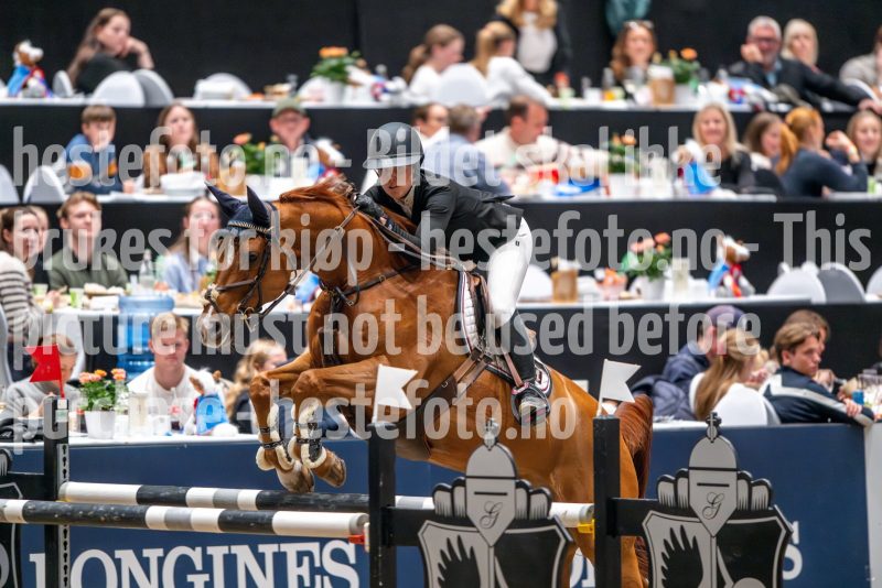20241018-183254-2024-10-18-18-32-54-24-NIKON-Z-9