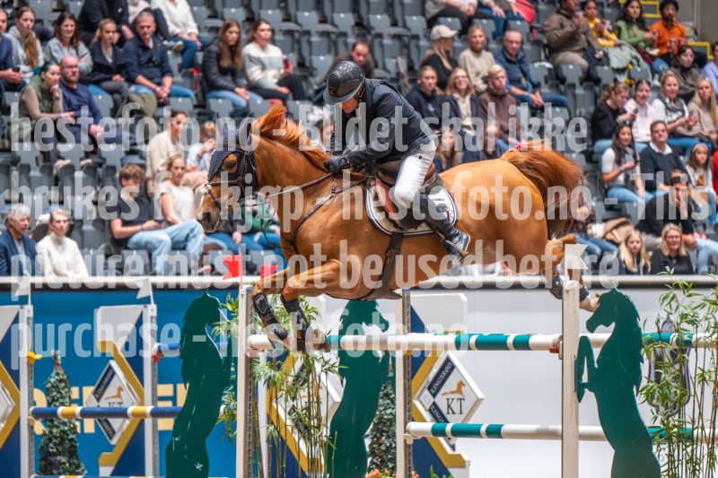 20241018-184104-2024-10-18-18-41-05-20-NIKON-Z-6-2