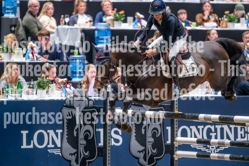 20241018-184205-2024-10-18-18-42-05-44-NIKON-Z-9