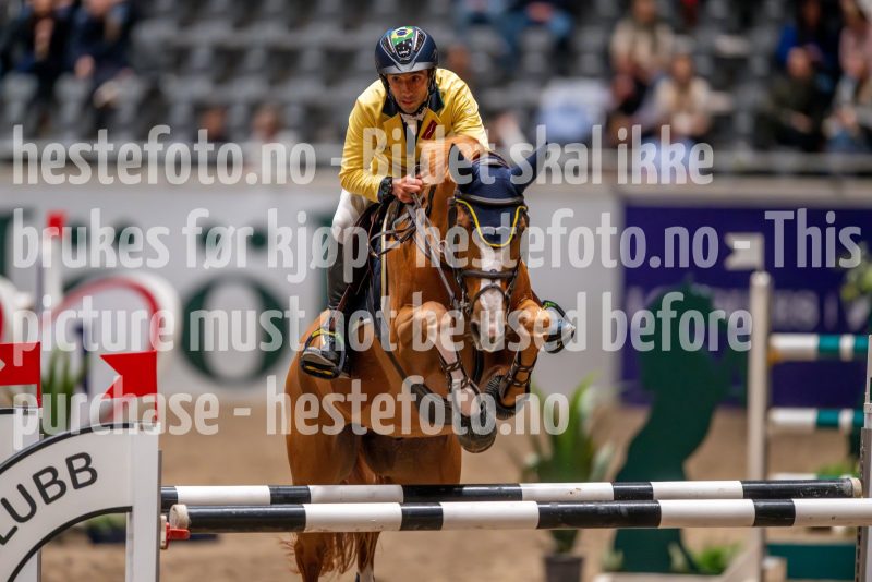 20241018-184434-2024-10-18-18-44-35-86-NIKON-Z-9