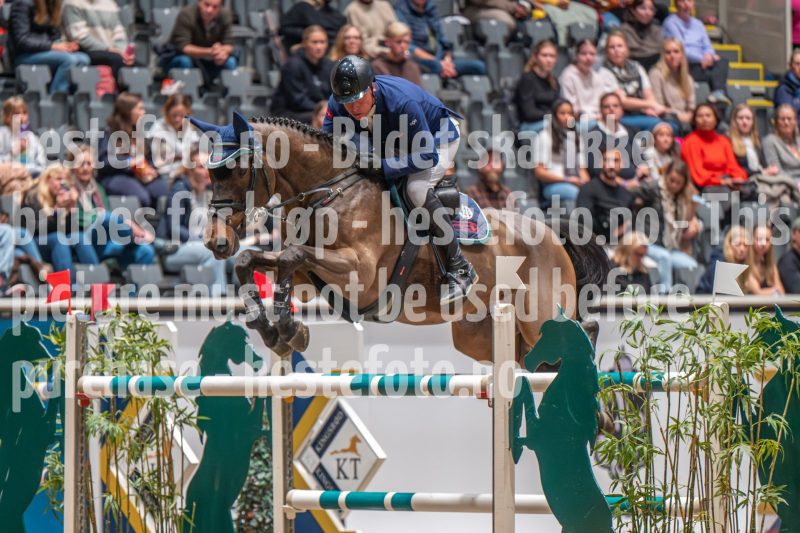 20241018-184801-2024-10-18-18-48-01-04-NIKON-Z-6-2