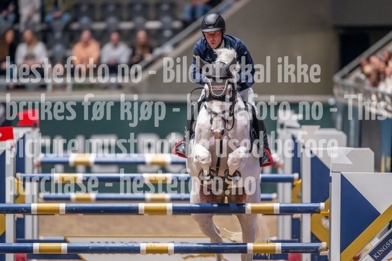 20241018-190127-2024-10-18-19-01-27-05-NIKON-Z-9
