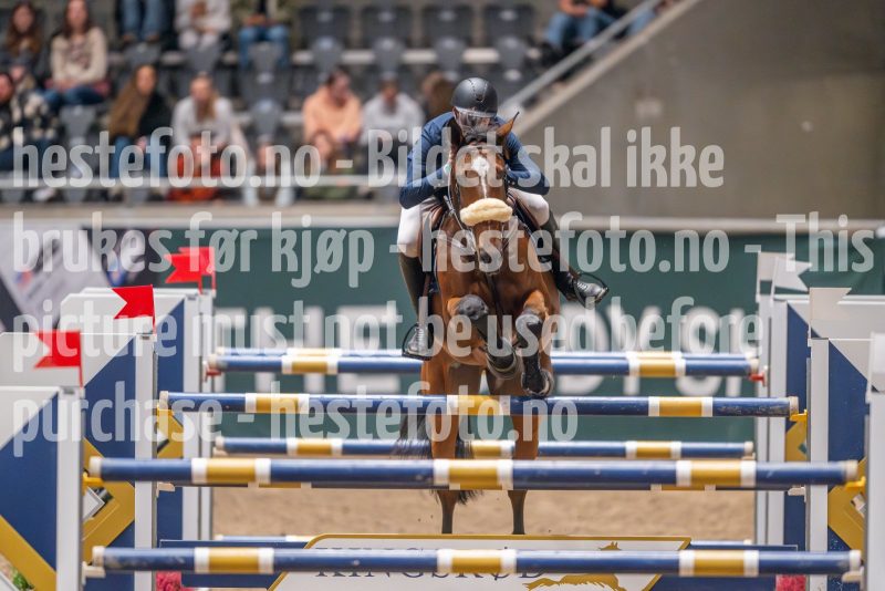 20241018-192612-2024-10-18-19-26-12-04-NIKON-Z-9