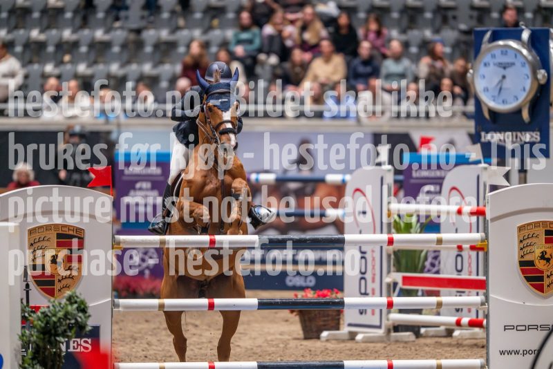 20241018-193402-2024-10-18-19-34-03-83-NIKON-Z-9