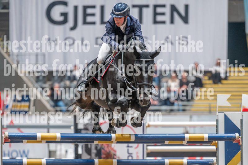 20241019-203151-2024-10-19-20-31-52-79-NIKON-Z-6-2