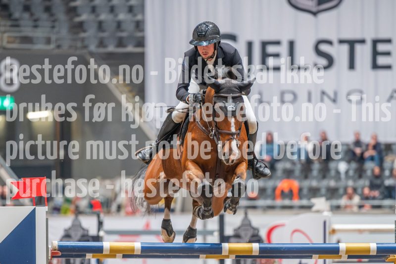20241019-203404-2024-10-19-20-34-05-58-NIKON-Z-6-2