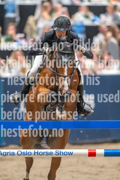 20241019-203511-2024-10-19-20-35-11-24-NIKON-Z-9
