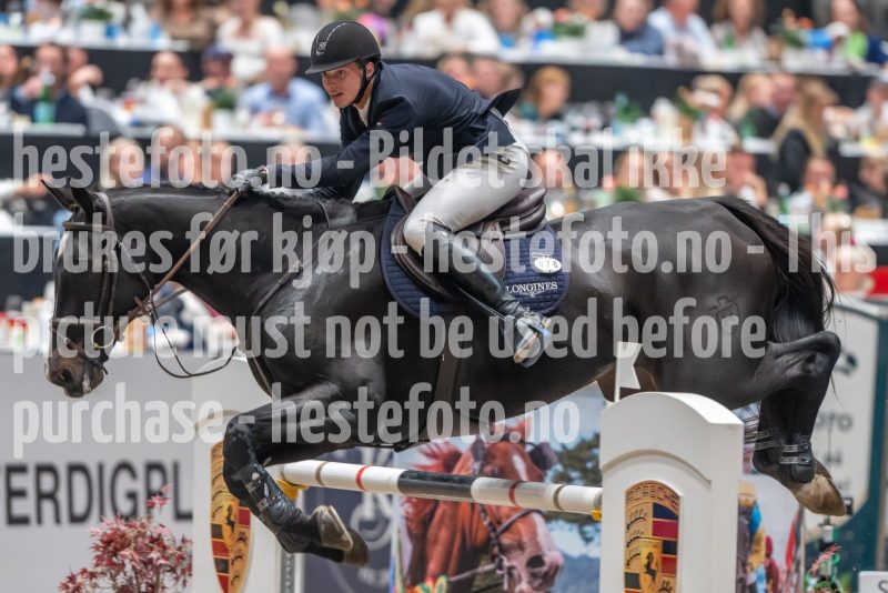 20241019-204207-2024-10-19-20-42-07-07-NIKON-Z-9