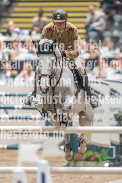 20241019-211633-2024-10-19-21-16-33-00-NIKON-Z-9