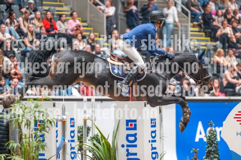 20241019-213016-2024-10-19-21-30-17-84-NIKON-Z-6-2
