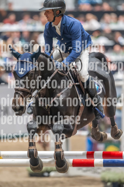 20241019-213017-2024-10-19-21-30-17-07-NIKON-Z-9