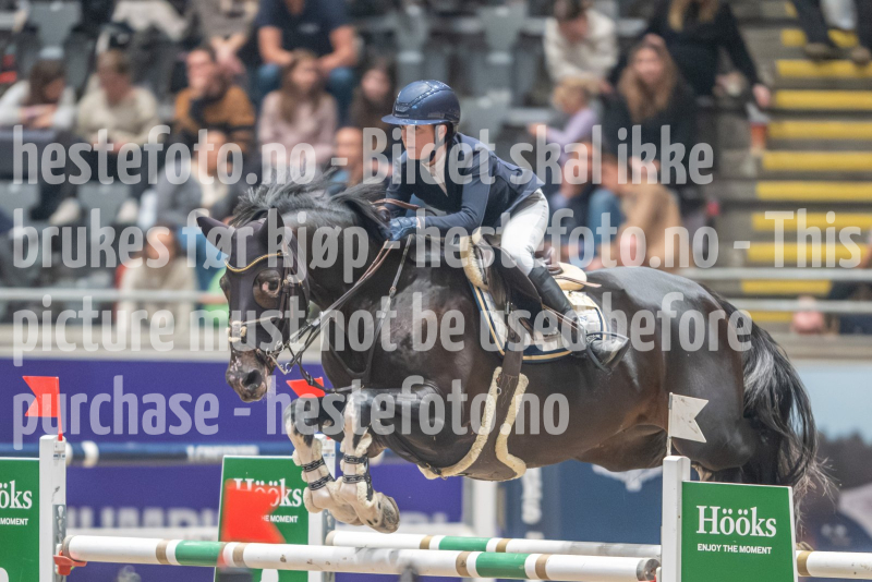 20241019-214455-2024-10-19-21-44-55-10-NIKON-Z-9