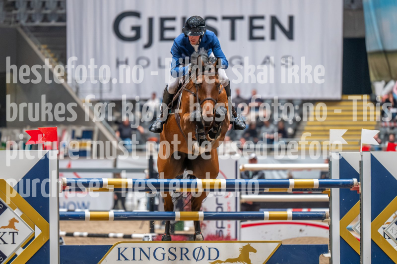 20241019-220107-2024-10-19-22-01-07-23-NIKON-Z-6-2
