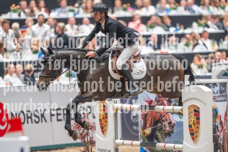 20241019-220528-2024-10-19-22-05-28-10-NIKON-Z-9