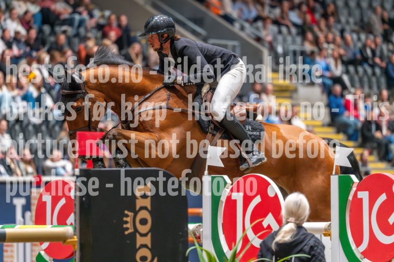20241020-120333-2024-10-20-12-03-34-62-NIKON-Z-6-2