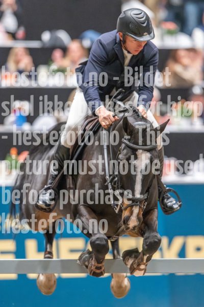 20241020-153435-2024-10-20-15-34-36-26-NIKON-Z-9