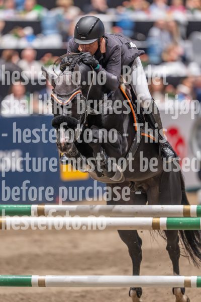 20241020-162852-2024-10-20-16-28-52-15-NIKON-Z-9
