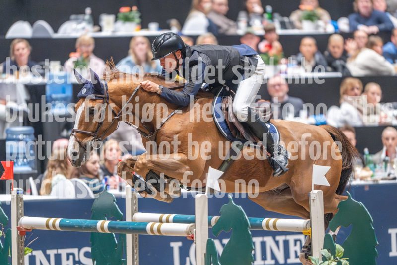 20241020-170533-2024-10-20-17-05-33-15-NIKON-Z-9