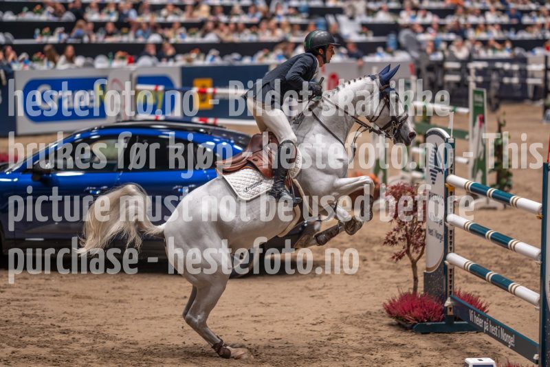 20241018-210543-2024-10-18-21-05-44-20-NIKON-Z-7