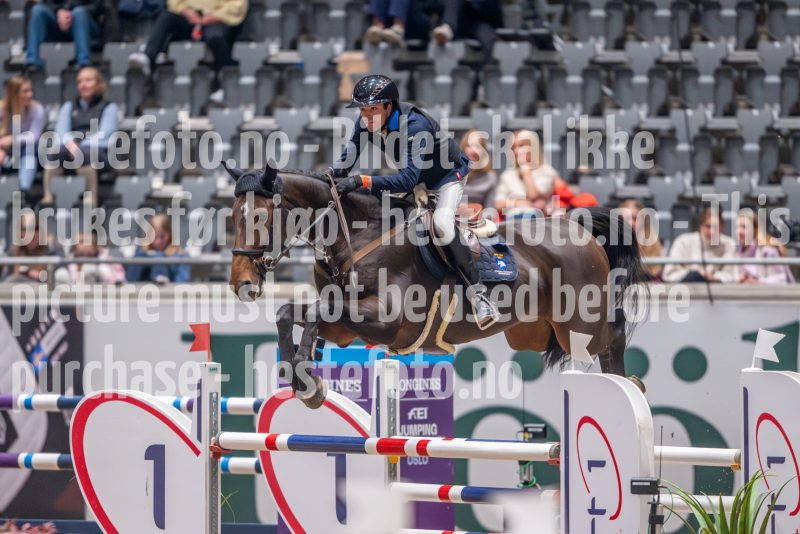 20241018-212445-2024-10-18-21-24-46-73-NIKON-Z-9