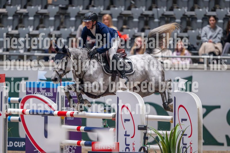 20241018-212849-2024-10-18-21-28-49-16-NIKON-Z-9