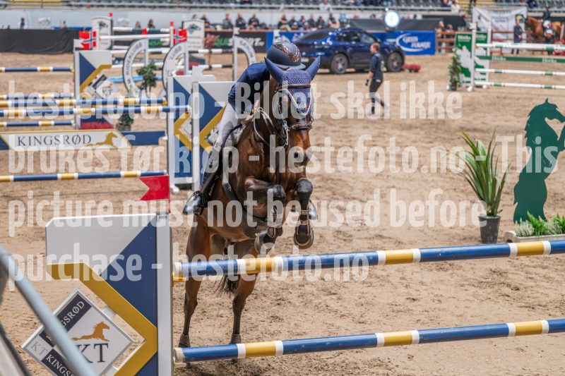 20241018-213148-2024-10-18-21-31-49-65-NIKON-Z-6-2