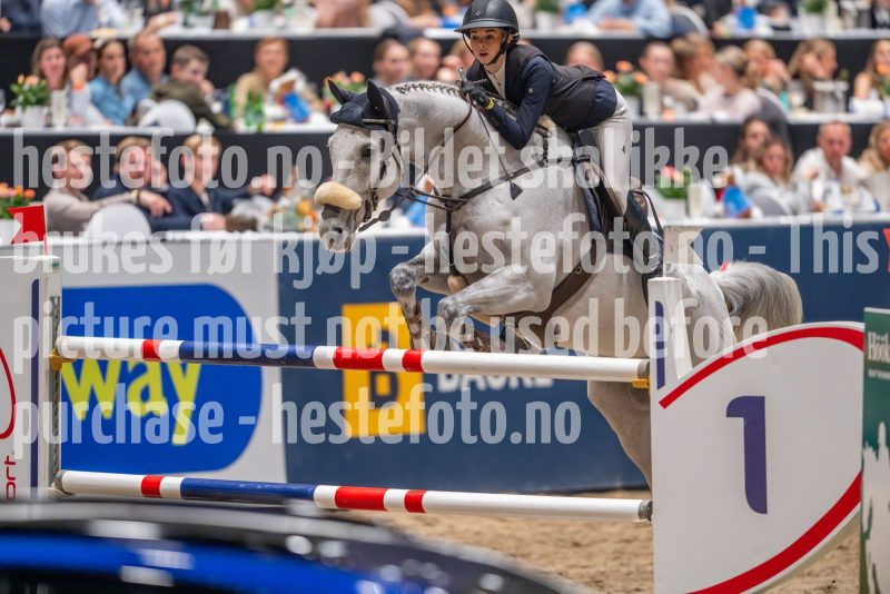 20241018-215003-2024-10-18-21-50-03-32-NIKON-Z-9