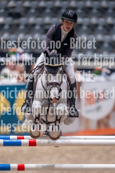 20241018-215240-2024-10-18-21-52-40-28-NIKON-Z-9