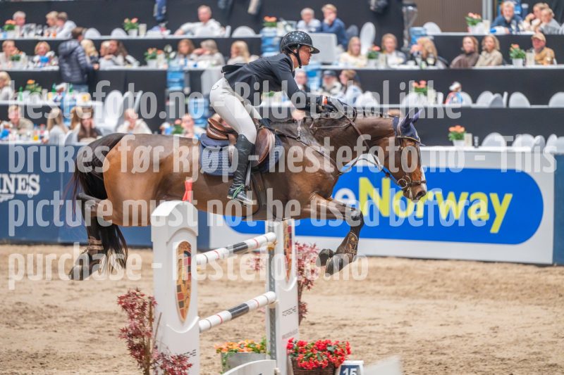20241018-215602-2024-10-18-21-56-03-58-NIKON-Z-6-2