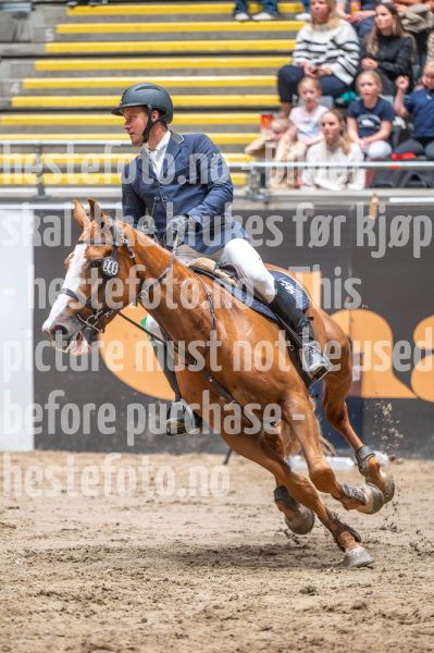 20241019-185343-2024-10-19-18-53-44-45-NIKON-Z-6-2