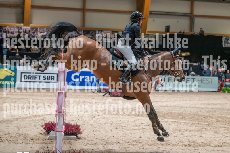 20251016-130007-DSC_8226