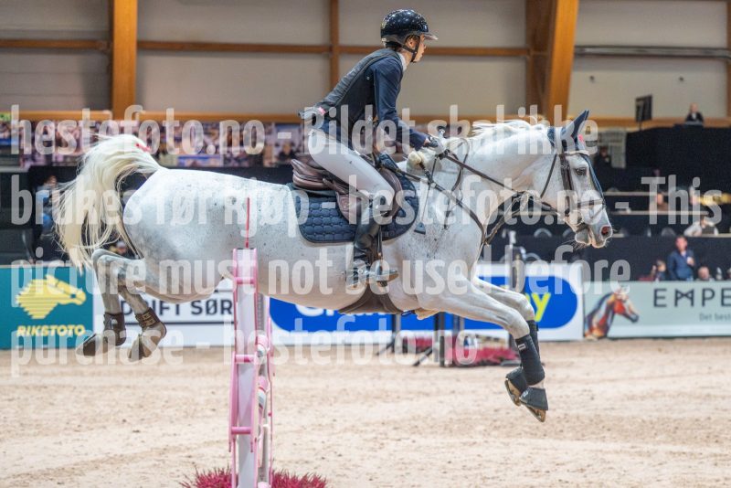 20251016-130320-DSC_8437