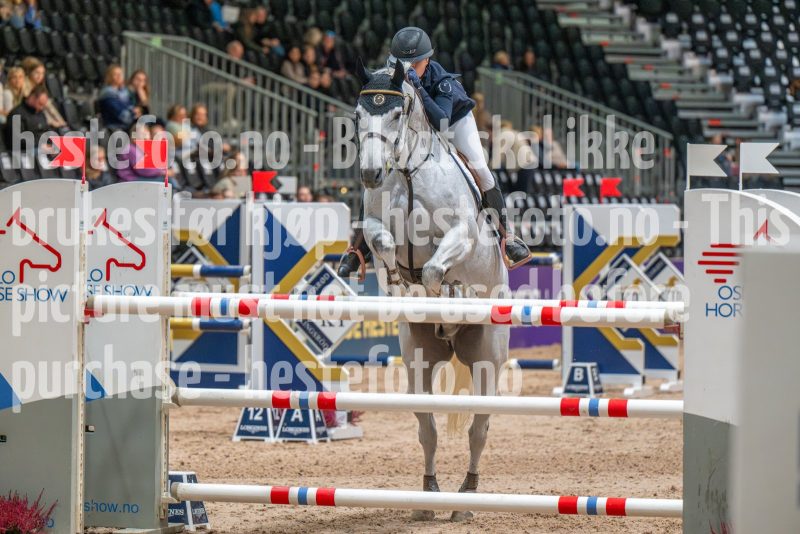 20251017-120309-DSC_8824