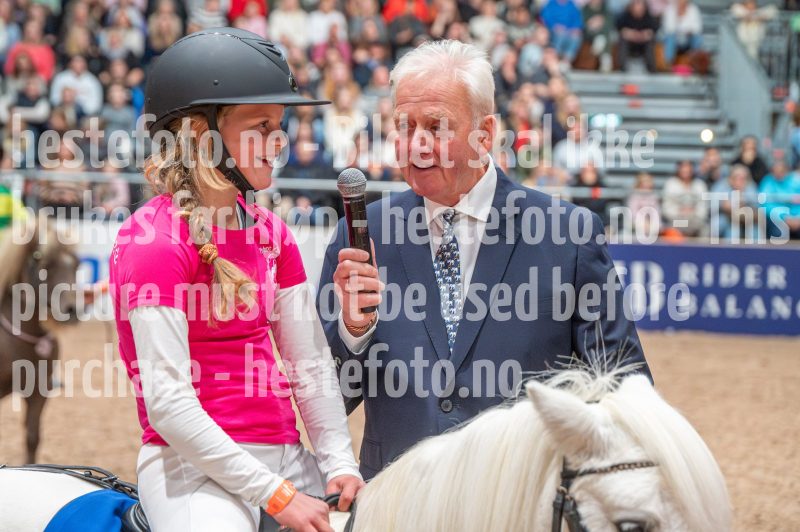 20251018-165319-DSC_8052