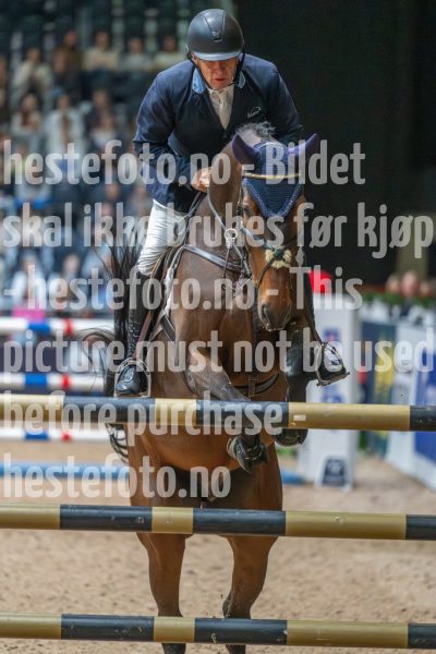 20251018-122107-DSC_3912