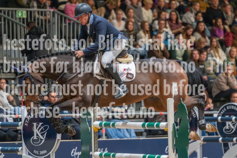20251018-122154-DSC_3945