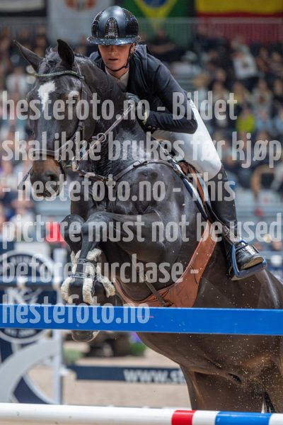 20251018-194651-DSC_4591