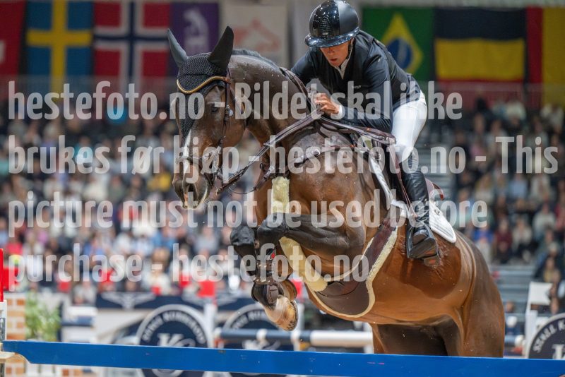 20251018-210903-DSC_5420