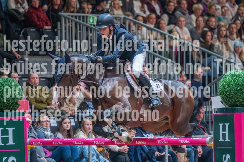 20251018-213413-DSC_8978