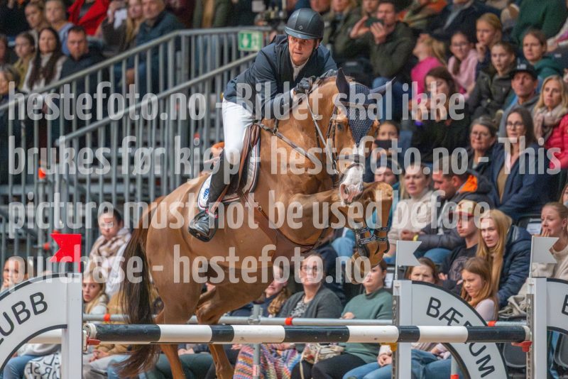 20251019-173801-DSC_3493