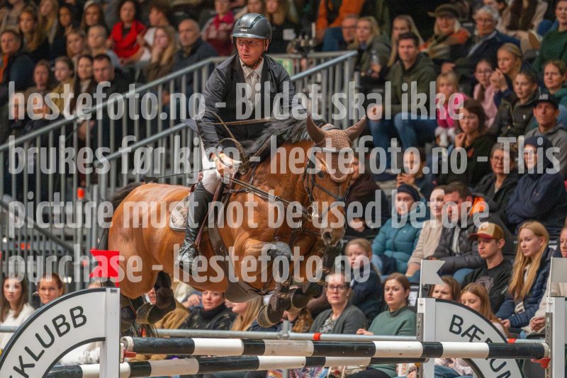 20251019-174004-DSC_3567