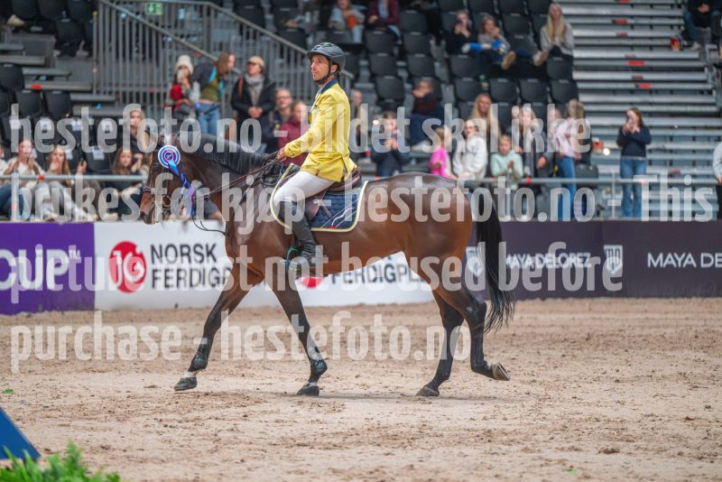 20251019-180430-DSC_4355